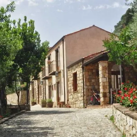 Hotel Bergi