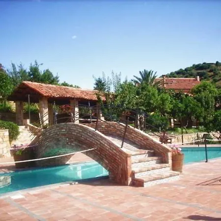 Hotel Bergi 3*